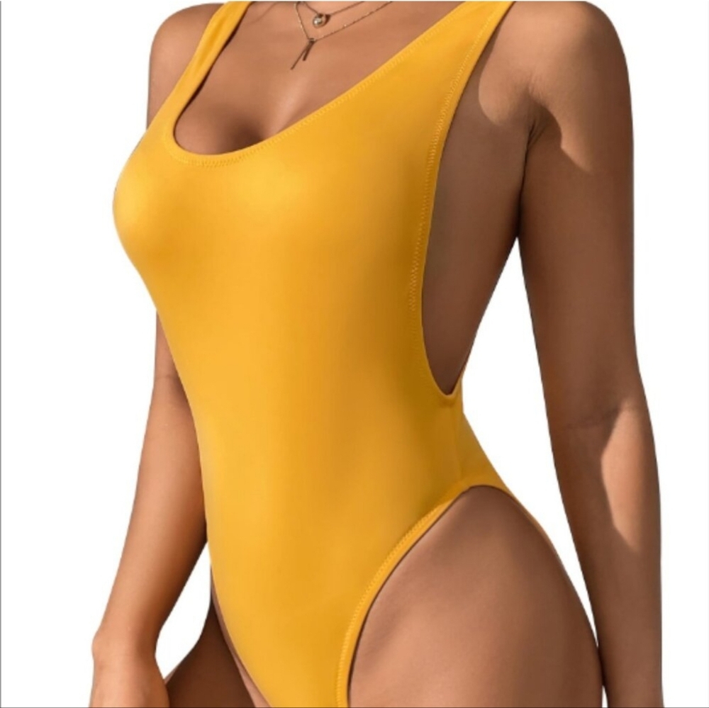 NWT Dixperfect Butterscotch High Cut One Piece Swimsuit Size Large